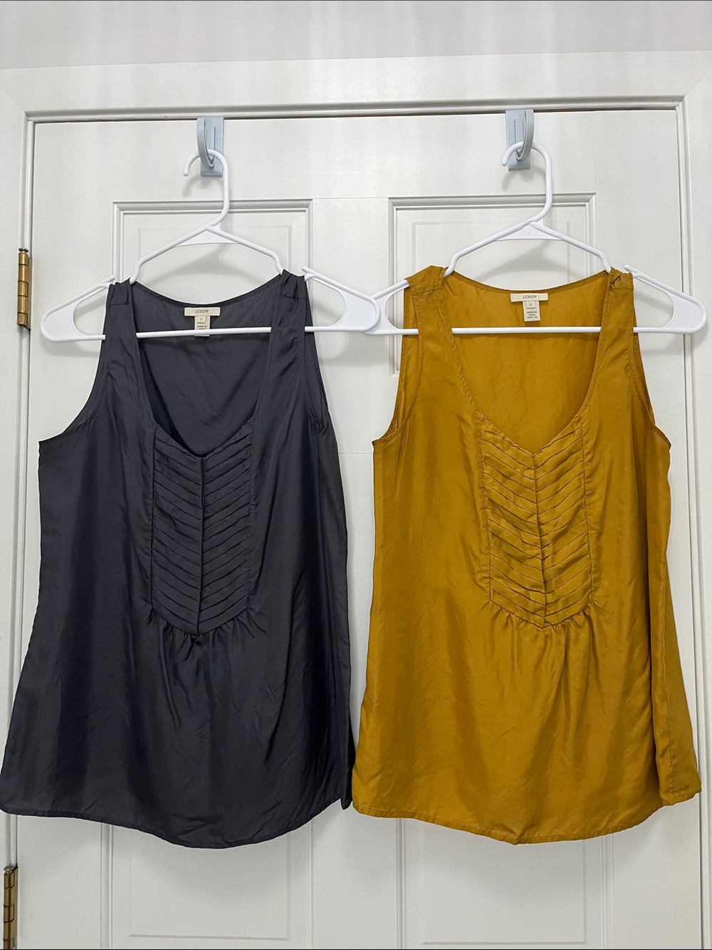 J. Crew Silk Pintuck Scoop Neck Tank Top Bundle - Size 2
